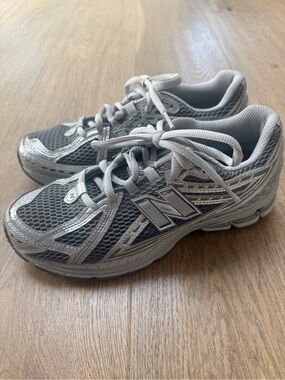 New Balance Silver and Gray Mesh Athletic Sneakers (Never Worn!)
